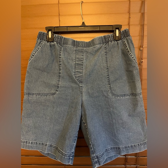 Allison Daley Pants - Allison Daley Blue Jean Shorts Casual Denim Style